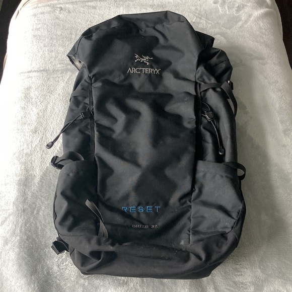 Arc’teryx Brize 32 backpack - Picture 1 of 9